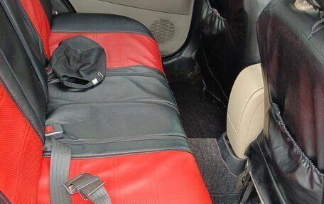 Toyota Passo III, 2004 год, 300 000 рублей, 18 фотография