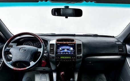 Toyota Land Cruiser Prado 120 рестайлинг, 2006 год, 1 900 000 рублей, 18 фотография