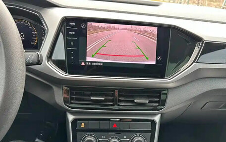 Volkswagen T-Cross I, 2023 год, 1 701 000 рублей, 6 фотография