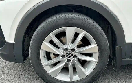 Volkswagen T-Cross I, 2023 год, 1 701 000 рублей, 15 фотография
