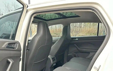 Volkswagen T-Cross I, 2023 год, 1 701 000 рублей, 9 фотография