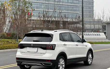 Volkswagen T-Cross I, 2023 год, 1 701 000 рублей, 19 фотография