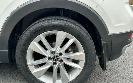 Volkswagen T-Cross I, 2023 год, 1 701 000 рублей, 16 фотография