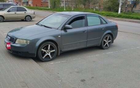 Audi A4, 2001 год, 350 000 рублей, 1 фотография