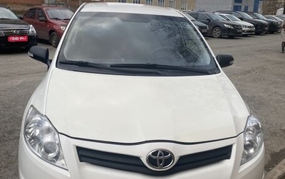 Toyota Auris II, 2010 год, 799 000 рублей, 1 фотография