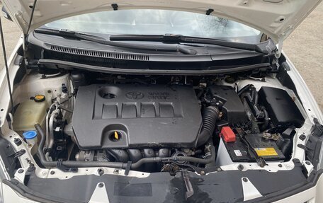 Toyota Auris II, 2010 год, 799 000 рублей, 13 фотография