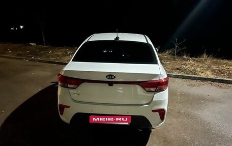 KIA Rio IV, 2017 год, 1 350 000 рублей, 9 фотография