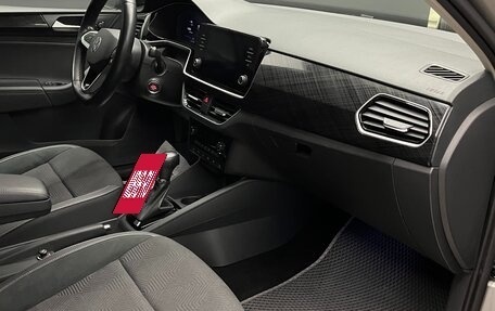 Volkswagen Polo VI (EU Market), 2022 год, 1 900 000 рублей, 18 фотография