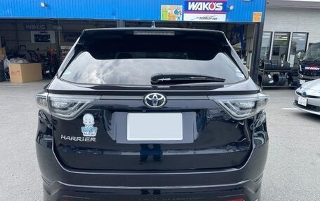 Toyota Harrier, 2017 год, 1 987 000 рублей, 3 фотография