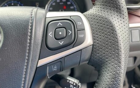 Toyota Harrier, 2017 год, 1 987 000 рублей, 10 фотография