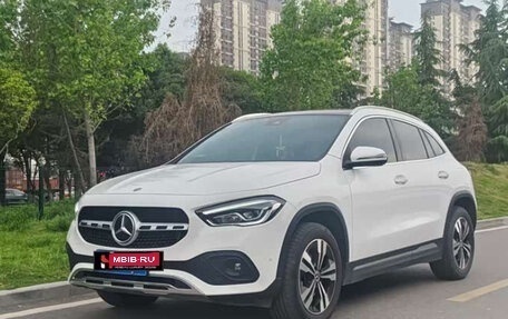 Mercedes-Benz GLA, 2022 год, 2 760 000 рублей, 1 фотография