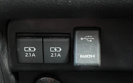 Toyota Noah III, 2019 год, 1 693 000 рублей, 22 фотография