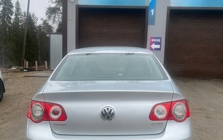 Volkswagen Passat B6, 2006 год, 590 000 рублей, 5 фотография