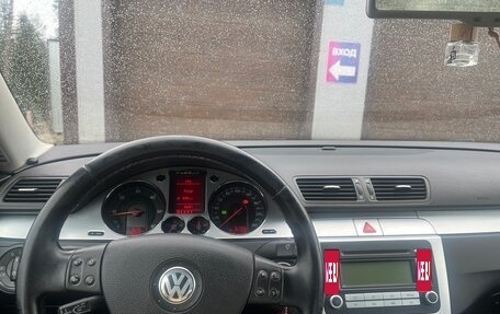 Volkswagen Passat B6, 2006 год, 590 000 рублей, 7 фотография