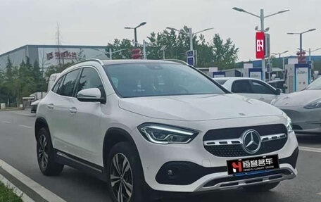 Mercedes-Benz GLA, 2022 год, 2 760 000 рублей, 3 фотография