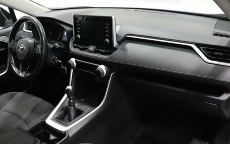 Toyota RAV4, 2020 год, 2 942 000 рублей, 5 фотография