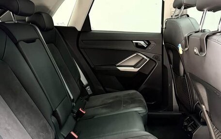 Audi Q3, 2022 год, 2 490 000 рублей, 19 фотография