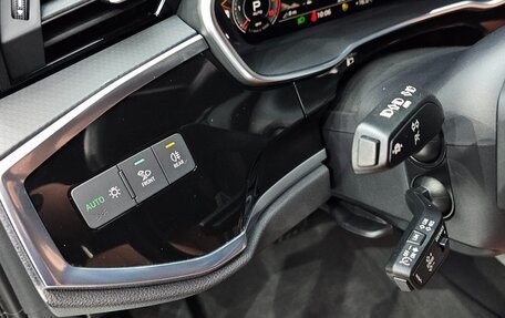 Audi Q3, 2022 год, 2 420 000 рублей, 13 фотография