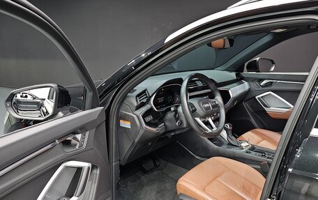 Audi Q3, 2022 год, 2 420 000 рублей, 11 фотография