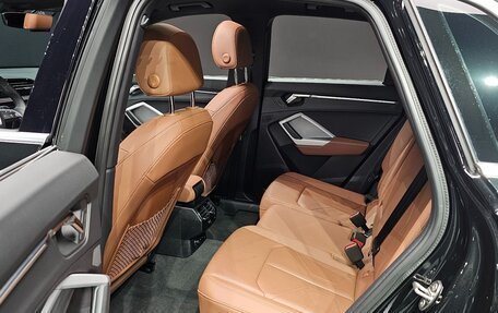 Audi Q3, 2022 год, 2 420 000 рублей, 17 фотография