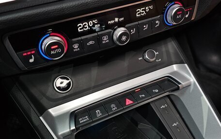 Audi Q3, 2022 год, 2 420 000 рублей, 26 фотография