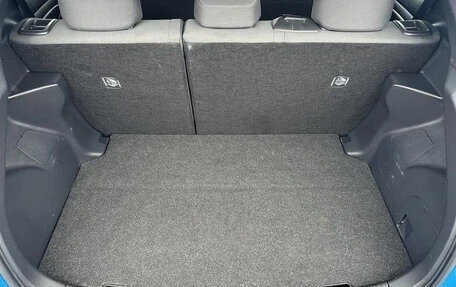 Toyota Yaris, 2023 год, 1 054 018 рублей, 20 фотография