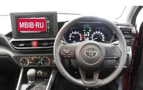 Toyota Raize I, 2023 год, 1 267 018 рублей, 15 фотография