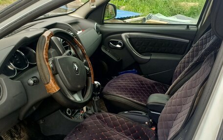 Renault Duster I рестайлинг, 2017 год, 850 000 рублей, 11 фотография