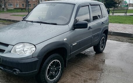 Chevrolet Niva I рестайлинг, 2012 год, 400 000 рублей, 2 фотография