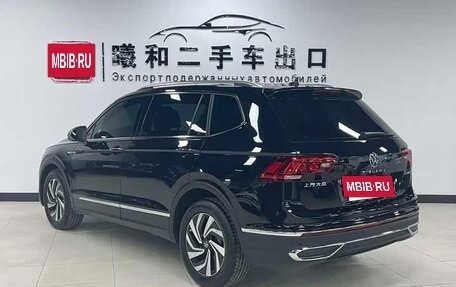 Volkswagen Tiguan II, 2023 год, 2 610 000 рублей, 6 фотография