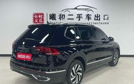 Volkswagen Tiguan II, 2023 год, 2 610 000 рублей, 5 фотография