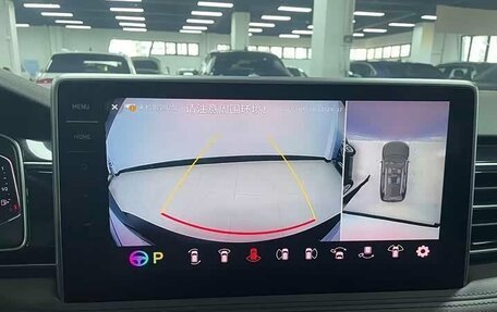 Volkswagen Tiguan II, 2023 год, 2 610 000 рублей, 15 фотография