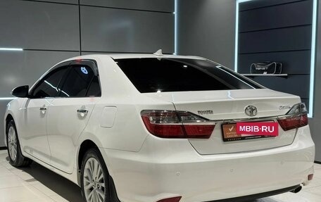 Toyota Camry, 2015 год, 2 180 000 рублей, 7 фотография