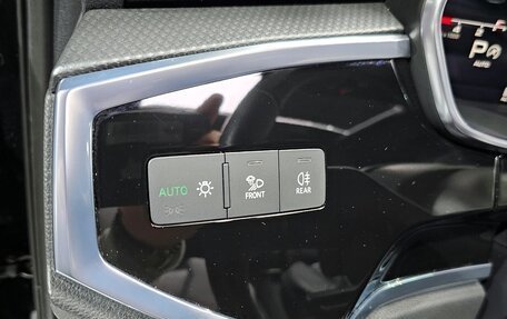 Audi Q3, 2023 год, 2 820 000 рублей, 14 фотография