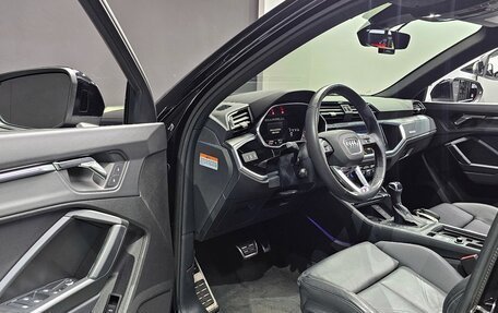 Audi Q3, 2023 год, 2 820 000 рублей, 11 фотография