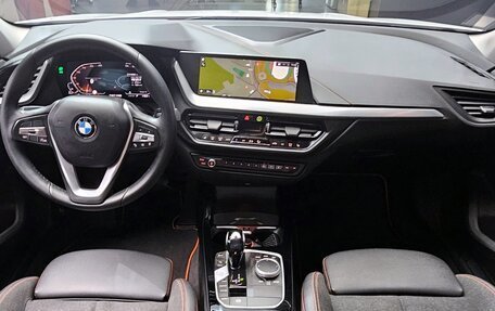 BMW 1 серия, 2021 год, 2 020 000 рублей, 7 фотография