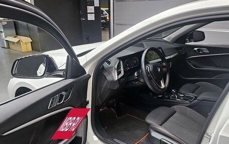 BMW 1 серия, 2021 год, 2 020 000 рублей, 10 фотография