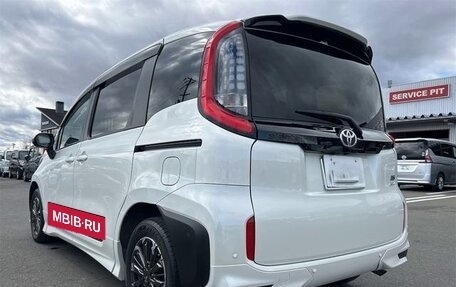 Toyota Sienta, 2022 год, 1 472 000 рублей, 5 фотография