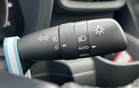 Toyota Sienta, 2022 год, 1 472 000 рублей, 16 фотография