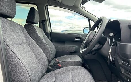 Toyota Sienta, 2022 год, 1 472 000 рублей, 26 фотография