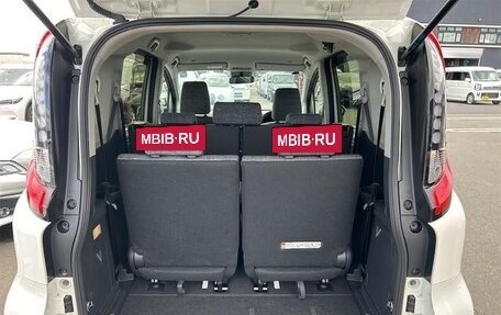 Toyota Sienta, 2022 год, 1 472 000 рублей, 35 фотография