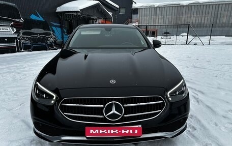 Mercedes-Benz E-Класс, 2021 год, 2 399 000 рублей, 2 фотография