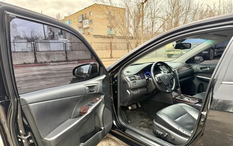 Toyota Camry, 2017 год, 1 890 000 рублей, 18 фотография