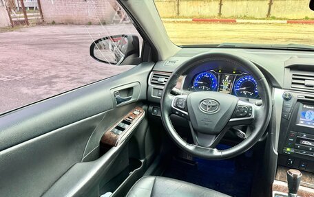 Toyota Camry, 2017 год, 1 890 000 рублей, 19 фотография