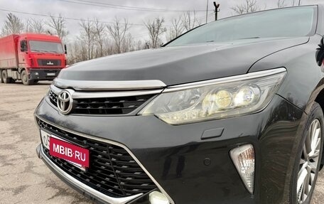 Toyota Camry, 2017 год, 1 890 000 рублей, 28 фотография