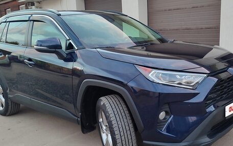 Toyota RAV4, 2021 год, 4 200 000 рублей, 8 фотография