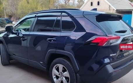 Toyota RAV4, 2021 год, 4 200 000 рублей, 13 фотография