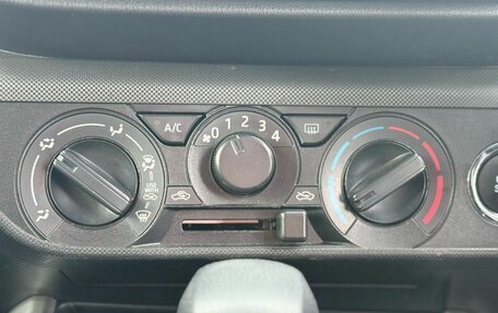 Toyota Raize I, 2020 год, 1 469 000 рублей, 25 фотография