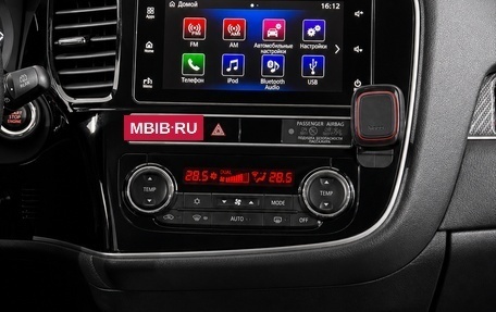 Mitsubishi Outlander III рестайлинг 3, 2019 год, 2 230 000 рублей, 8 фотография