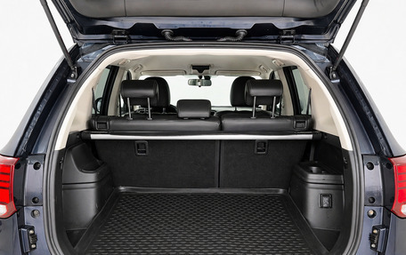 Mitsubishi Outlander III рестайлинг 3, 2019 год, 2 230 000 рублей, 15 фотография